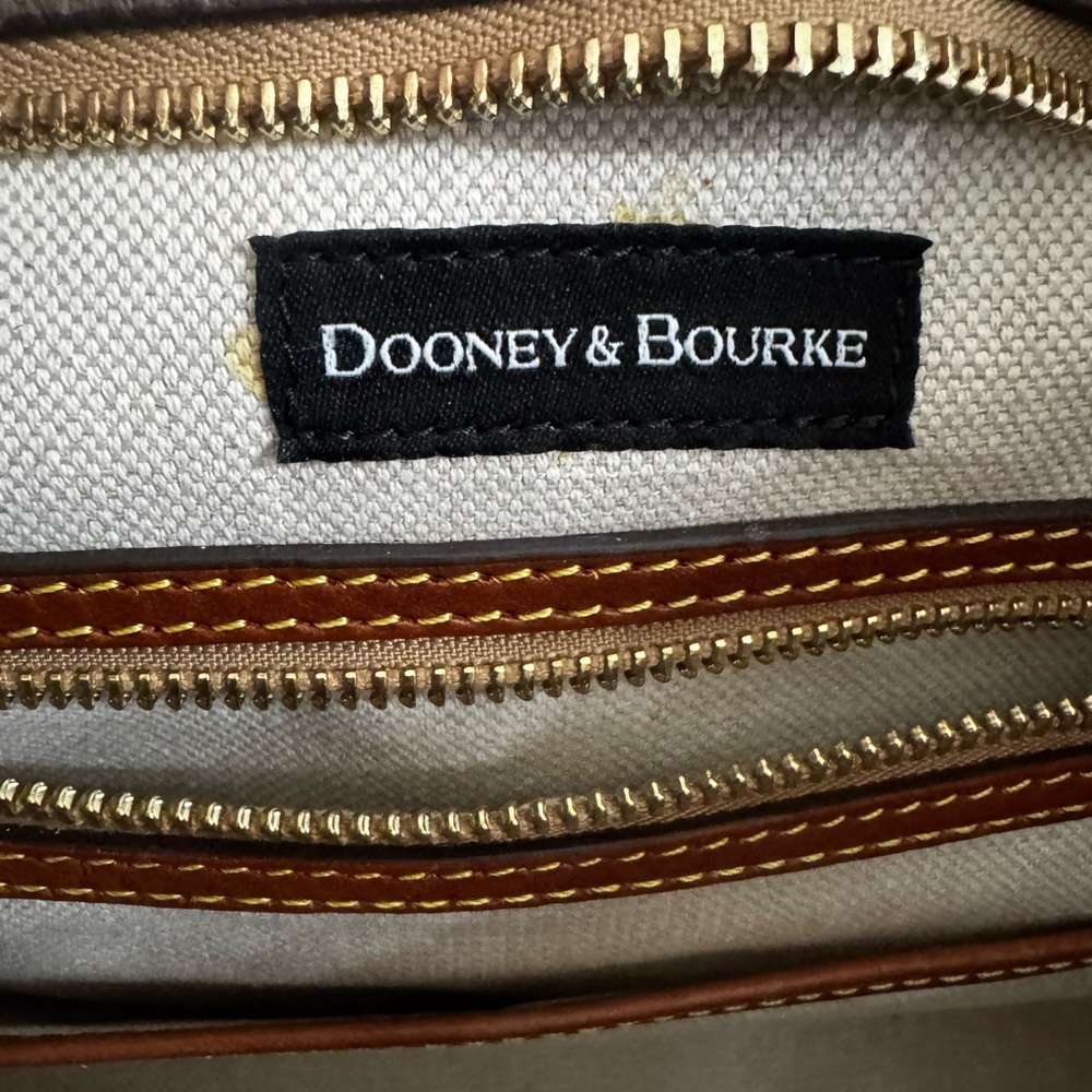 Dooney & Bourke Gray leather shoulder bag - Picture 8 of 11